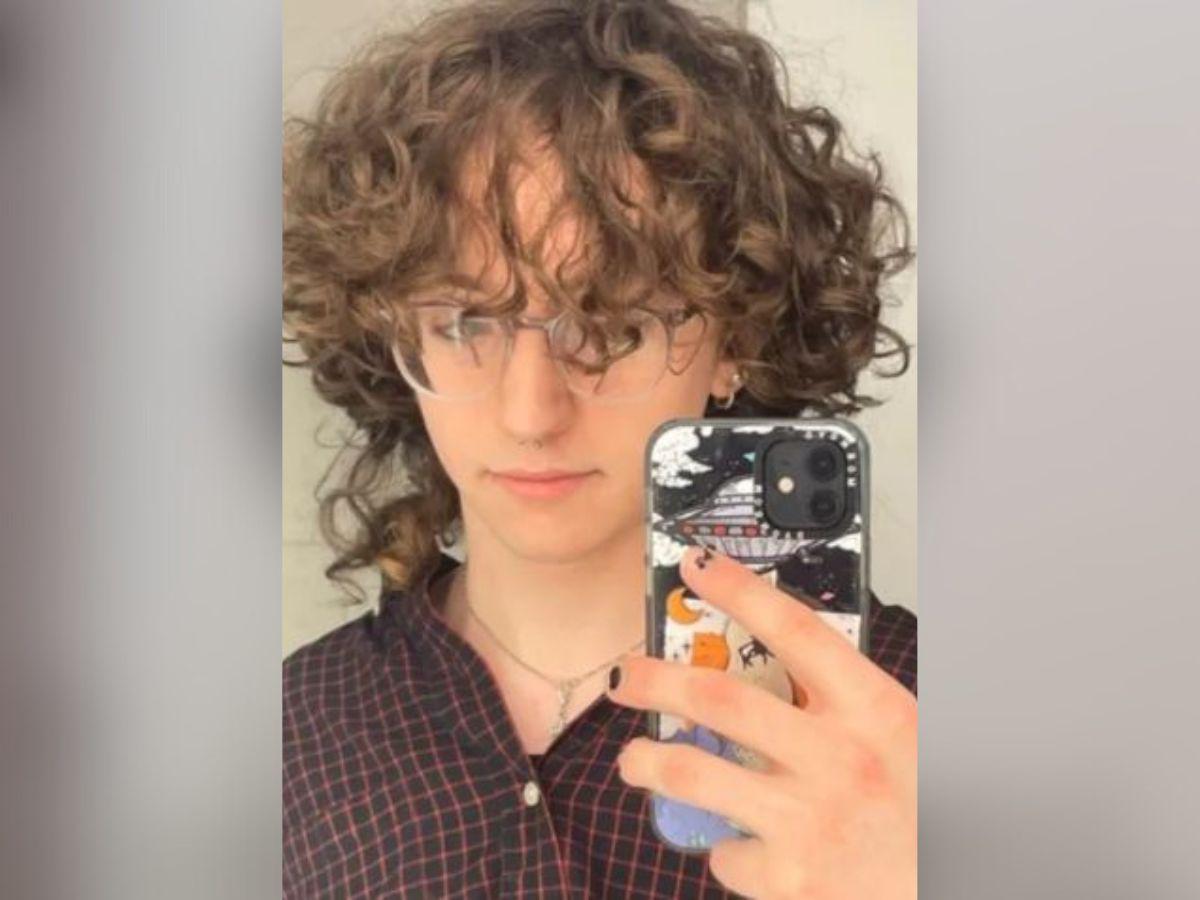 Alejandro y su última publicación antes de ser devorado por tiburones