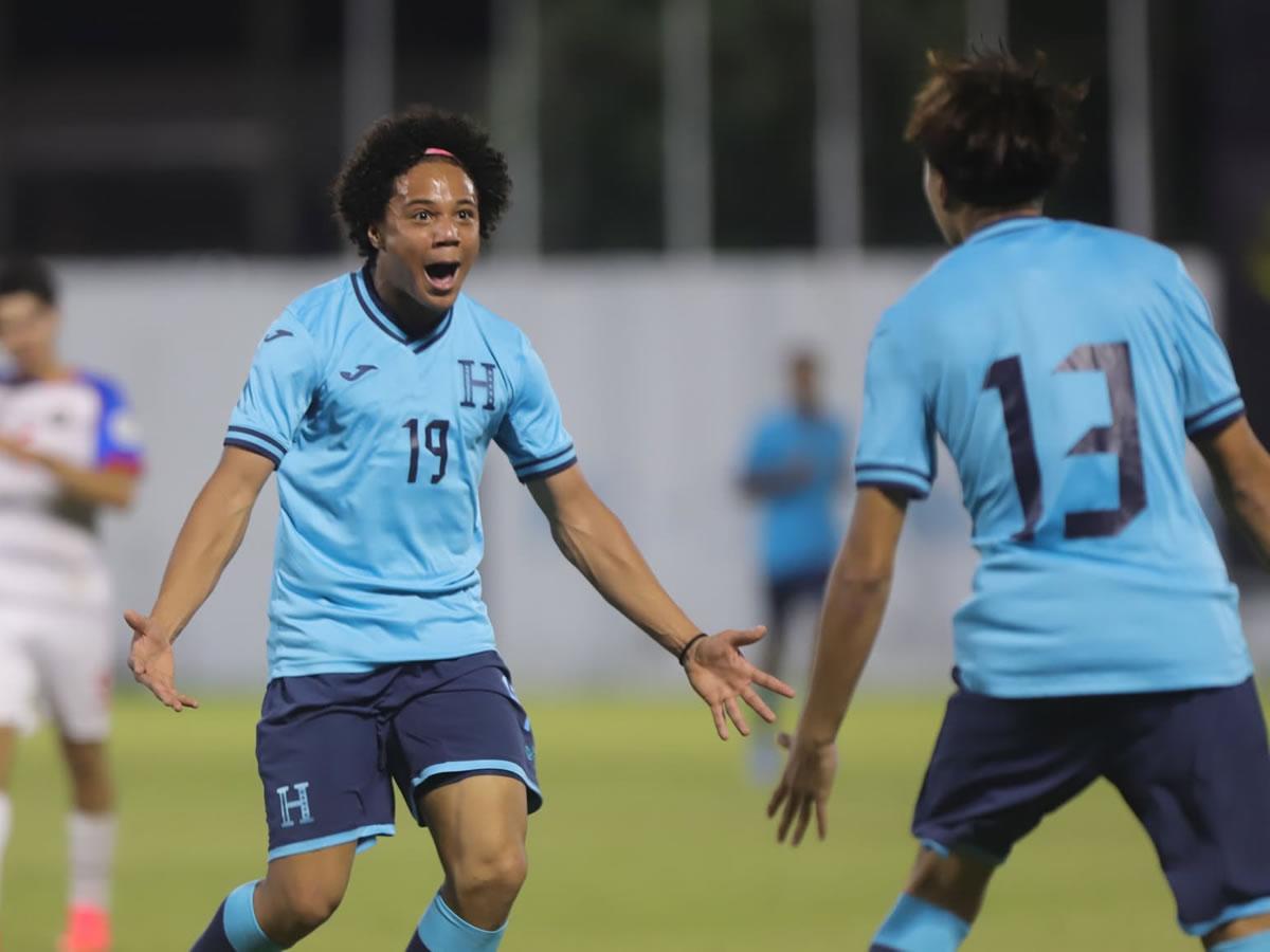 El hijo de David Suazo destacó en la goleada de la Bicolor juvenil.