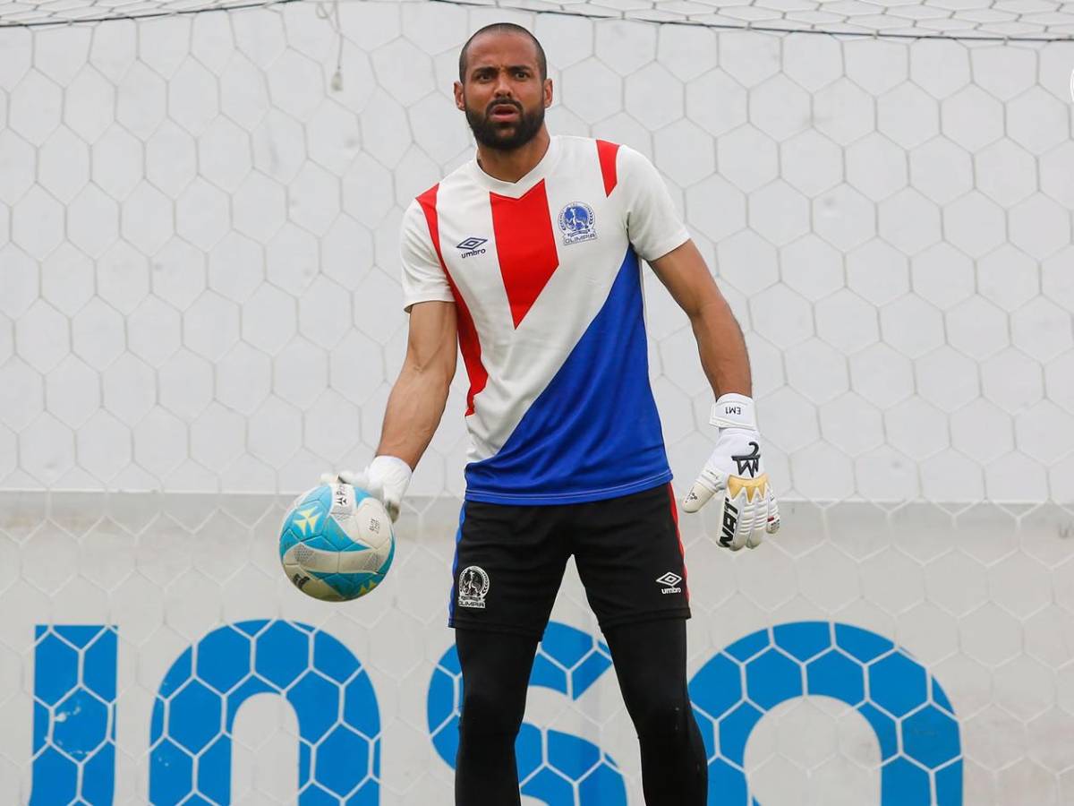 Periodista salvadoreño contesta a Menjívar y toma cobarde decisión tras goleada de Olimpia