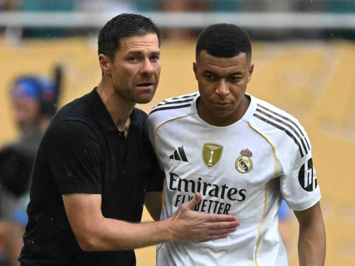 Giro inesperado: Xabi Alonso negocia con gigante de Europa y podría enfrentar al Real Madrid