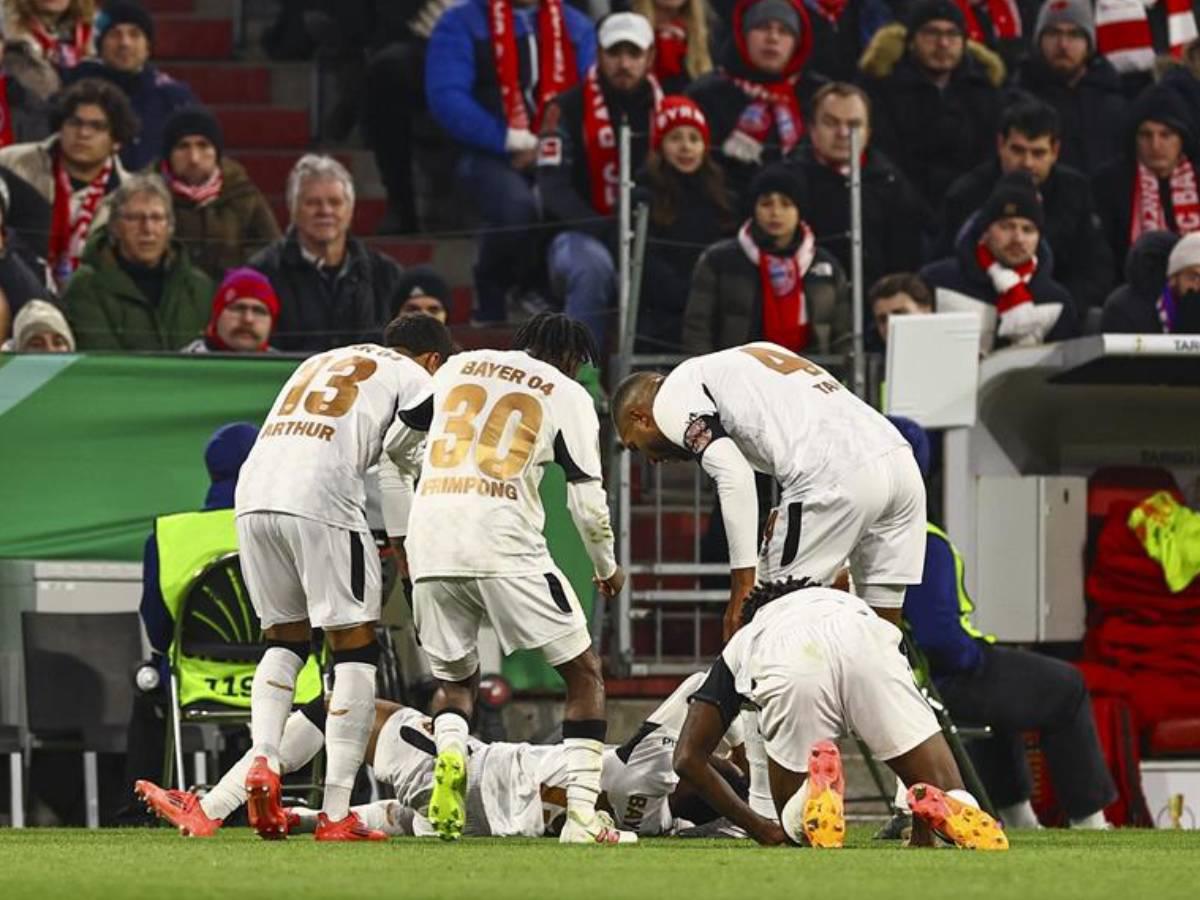 Jugadores del Lerverkusen celebrando el triunfo en casa del Bayern Múnich.