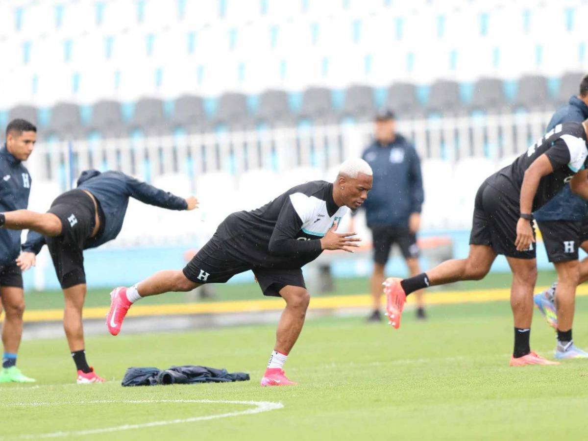 Selección de Honduras afina detalles para sus duelos eliminatorios