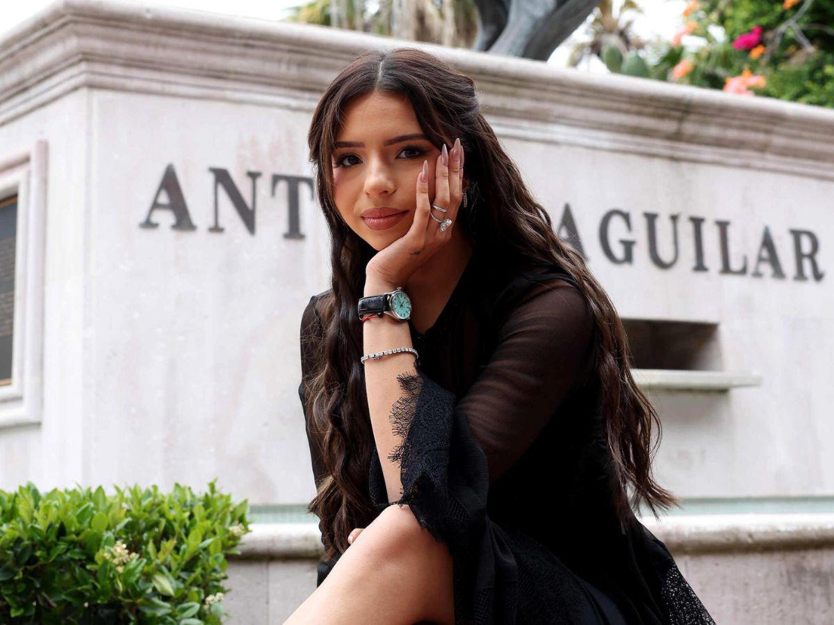 Ángela Aguilar revela por primera vez si usa esponjas