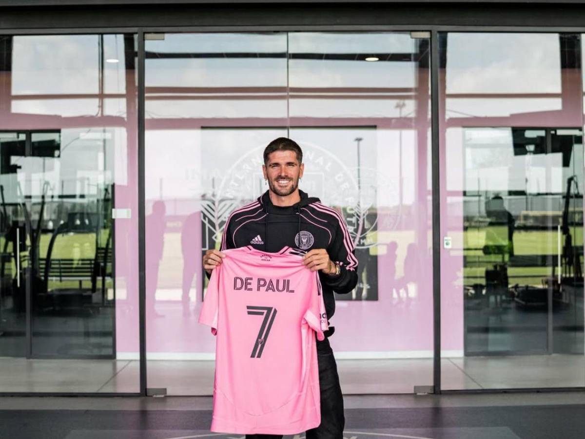 De Paul llegó a Miami: el motivo de su fichaje por el Inter y su dorsal