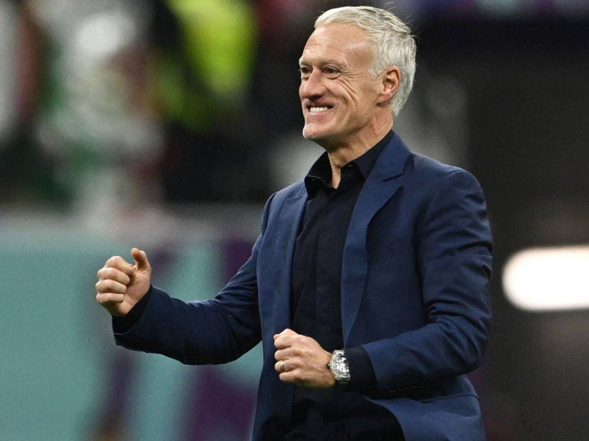 Real Madrid ya tiene el sustituto de Álvaro Arbeloa: ya ha dirigido a Kylian Mbappé