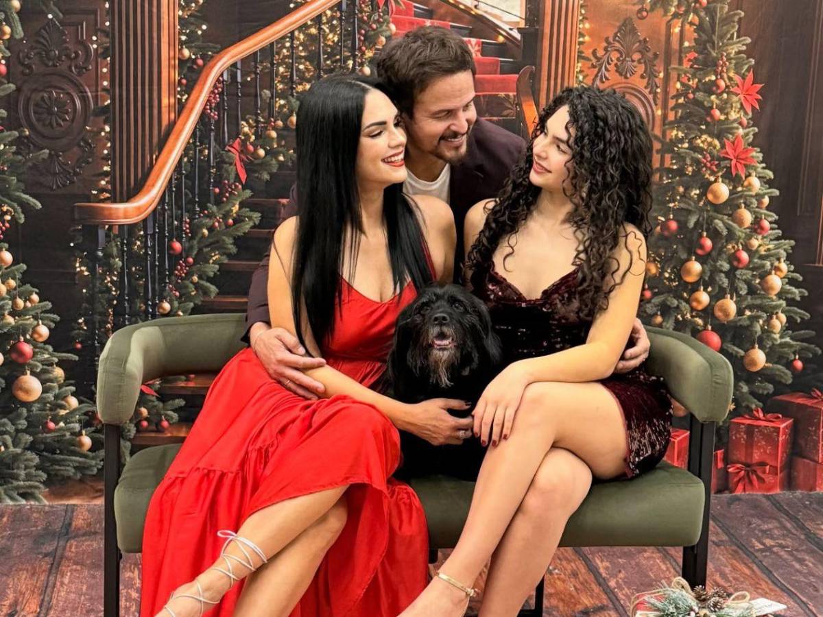 Scarlet Ortiz recibe una emotiva pedida de mano tras 26 años de amor