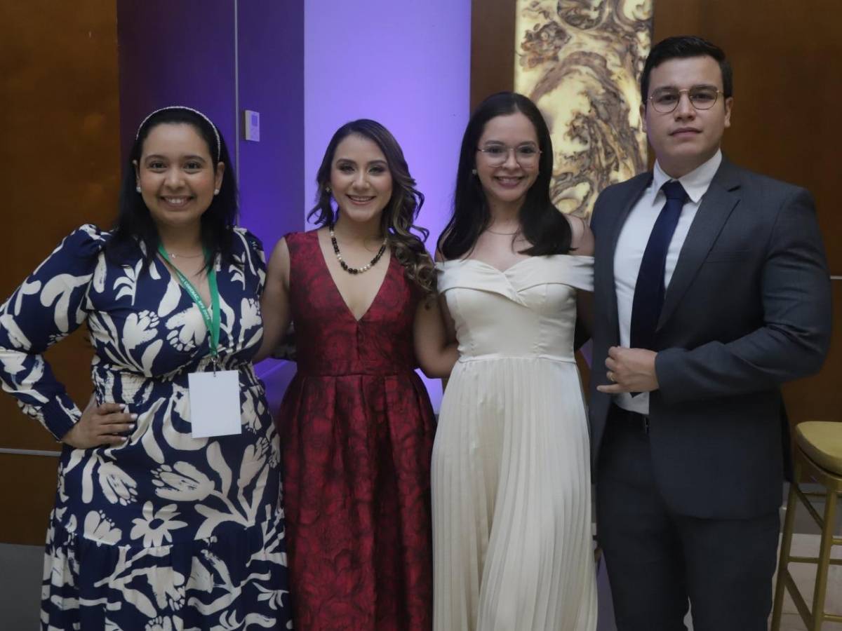 COMENAC 2025 rinde homenaje al Dr. Feizal Selman-Housein