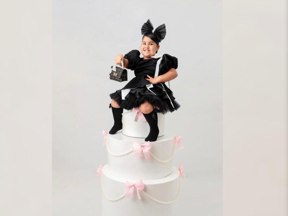 Hija de Yailin y Anuel derrite las redes con tiernas fotos por sus tres años