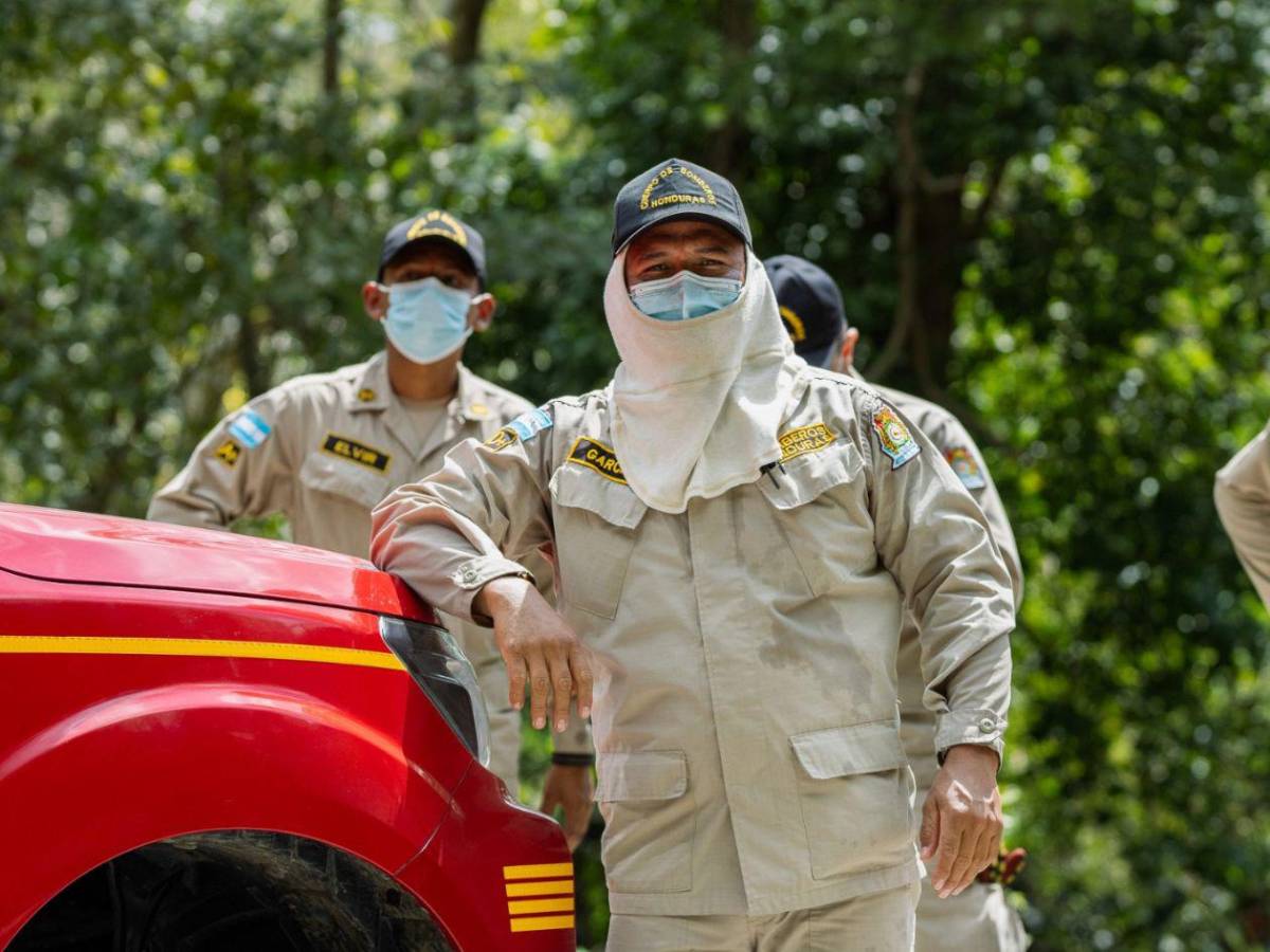 Cianuro en la CA-4: Así se retira  el peligroso químico tras el fatal accidente