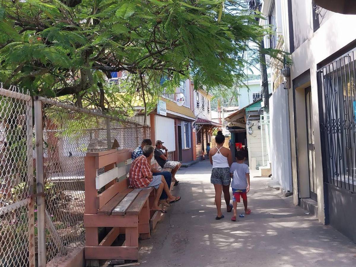 Así es Bonacca, el cayo donde vive casi todo Guanaja