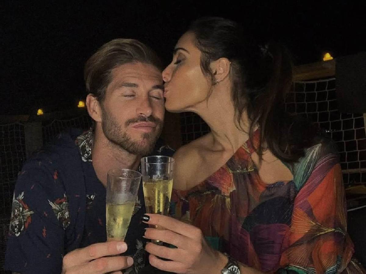 Esposa de Sergio Ramos causa revuelo con su nueva línea de trajes de baño
