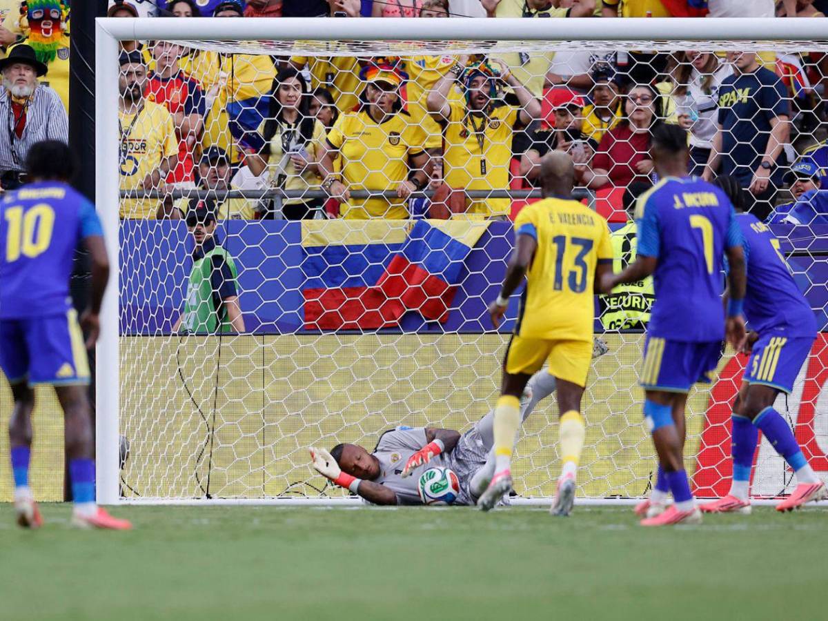 ¡A lo Vozinha! Portero de Concacaf rompe récord en el Mundial y le cambia la vida