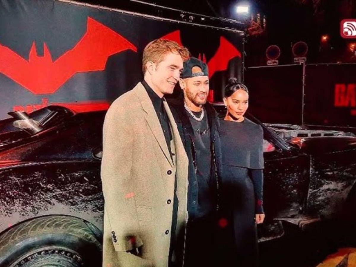 Neymar compra excéntrico Batimóvil ilegal: Por esta razón no lo puede usar