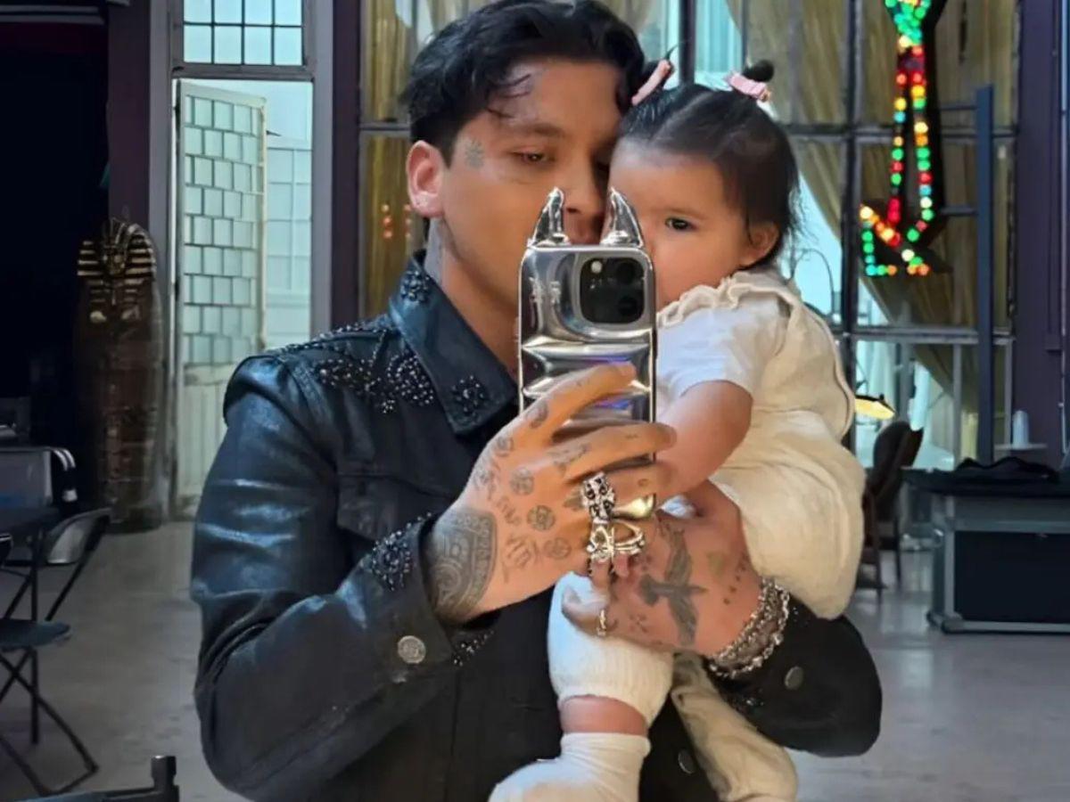 Christian Nodal tacha de mentirosa a Cazzu y exige justicia