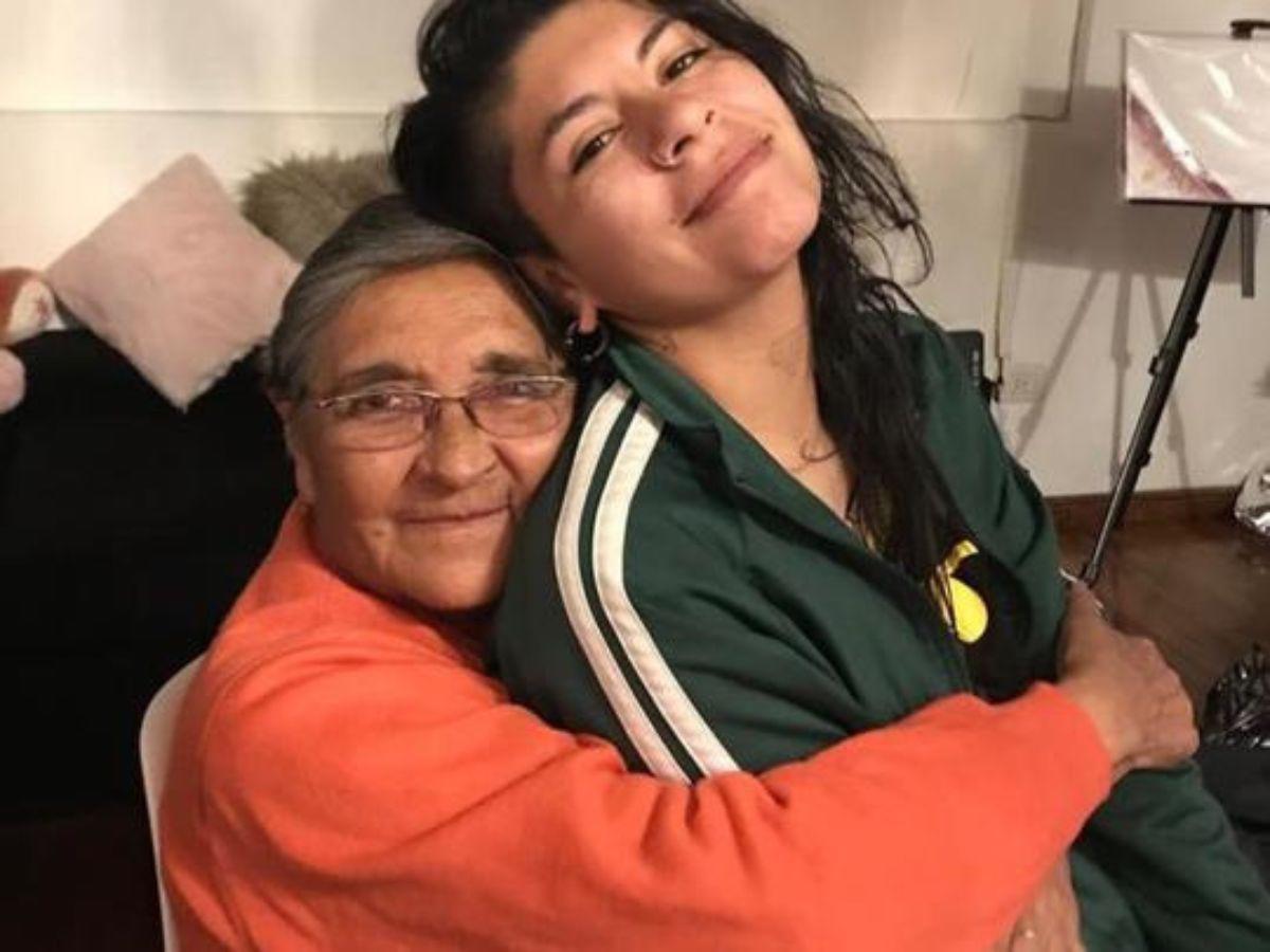 Abuelita de Cazzu aparece y conmueve con tierno mensaje para su nieta