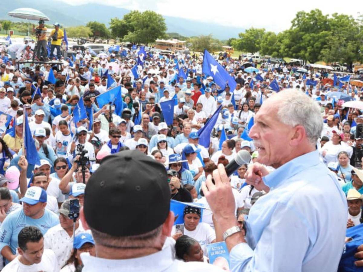Nasry Asfura pide cuidar el voto en su cierre de campaña