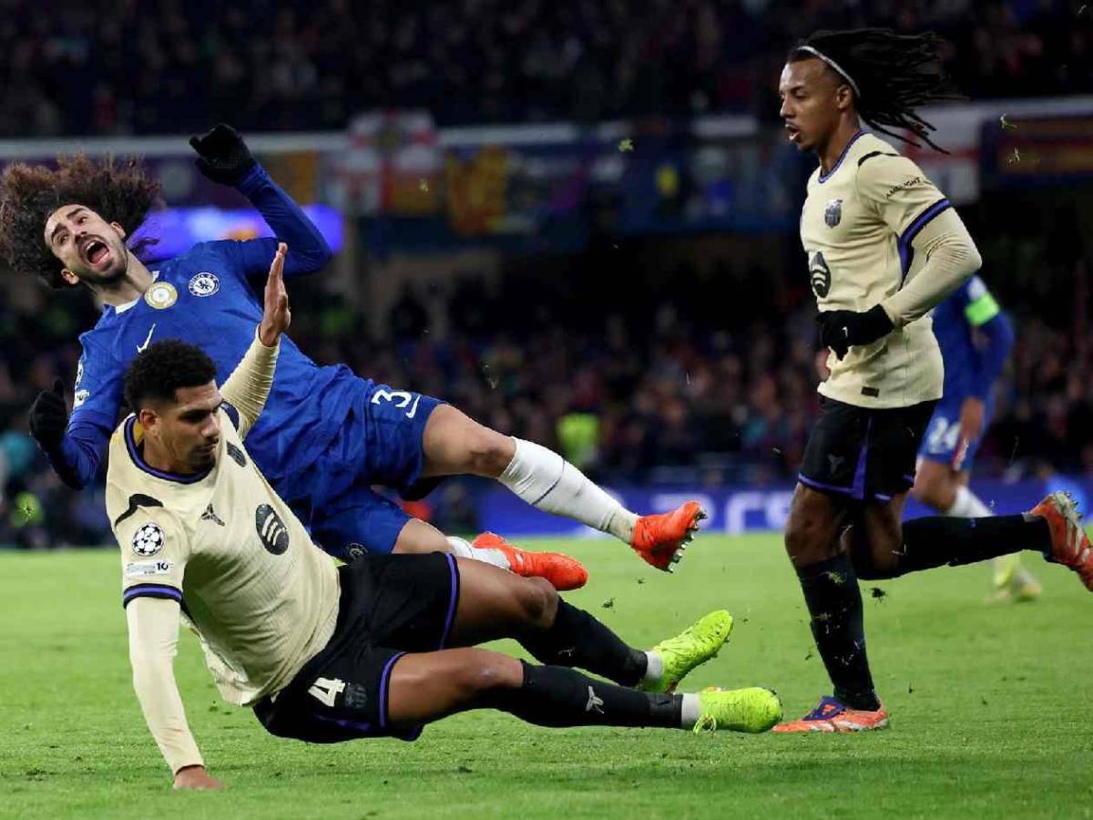 Barcelona vive pesadilla en Champions, ira contra Yamal y la polémica del VAR