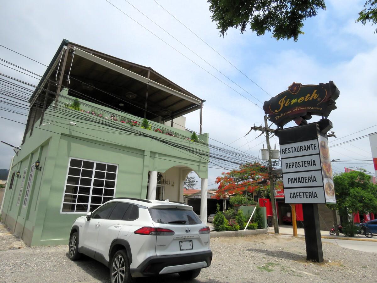 Jireth “Delicias Alimentarias”, una excelente propuesta gastronómica en Santa Rosa