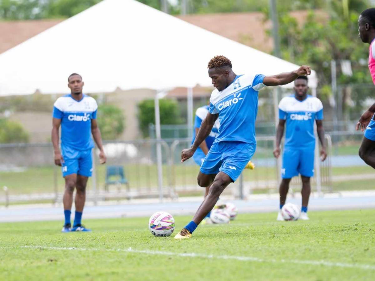 Un 11 titular agresivo: así saldrá Honduras vs Islas Caimán por eliminatoria Concacaf