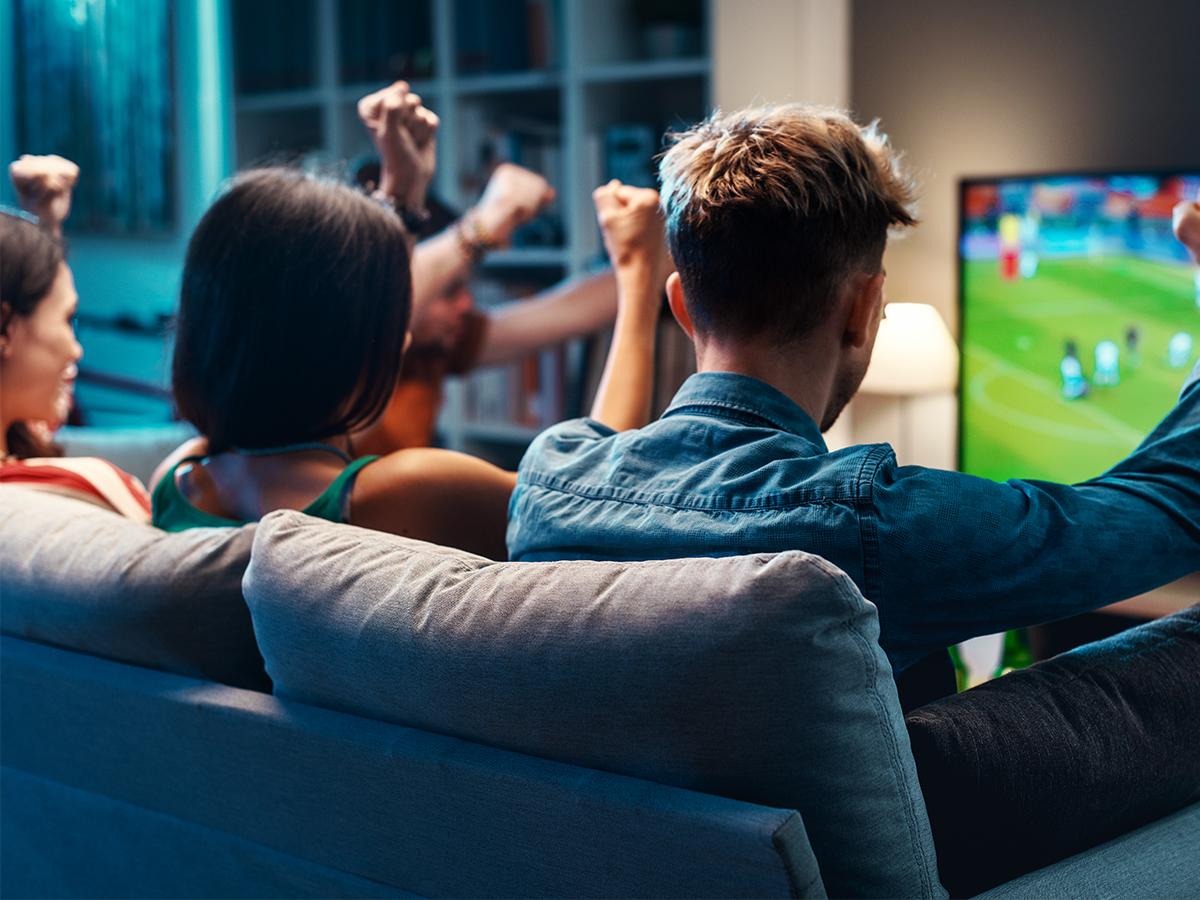 La pasión del fútbol está en multipantalla con Tigo Sports: Tv, App o Web