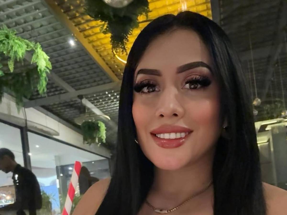 Polémica modelo sorprende con una confesión sobre futbolista del Motagua