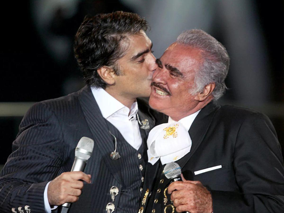 Alejandro Fernández anuncia gira en tributo a Vicente Fernández