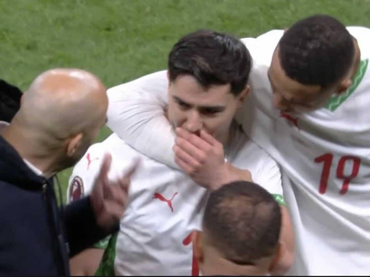 Escándalo Copa África: Senegal se va del campo vs Marruecos, vuelve y es campeón