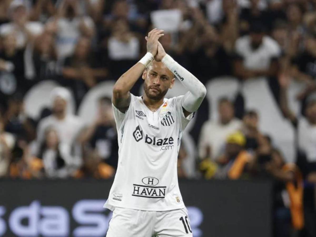 Neymar sufrió su primera derrota, su dura crítica en Brasil y gesto con Depay