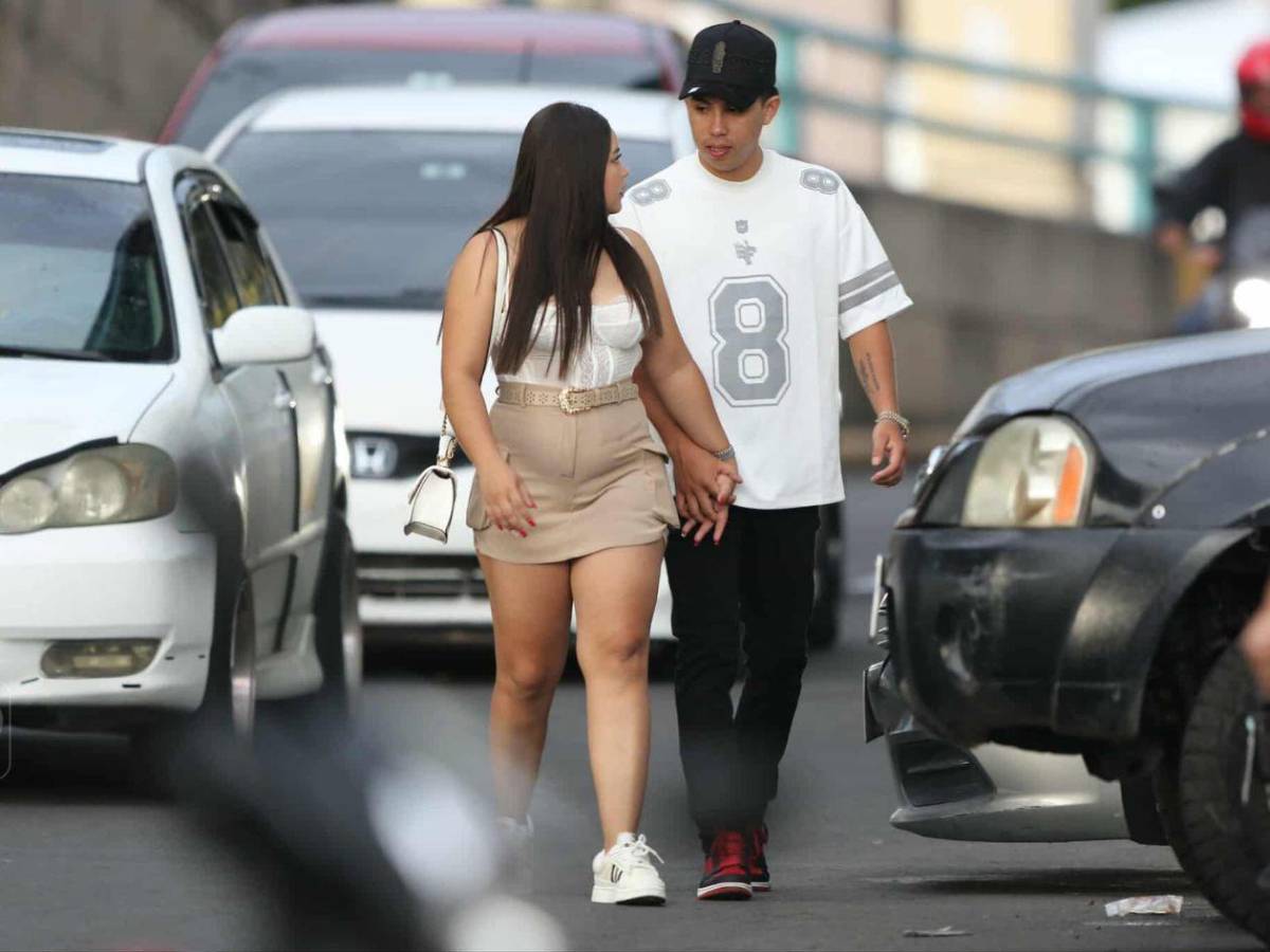 Infiltrados para el Honduras-Nicaragua, la Copa y reconocido DT presente