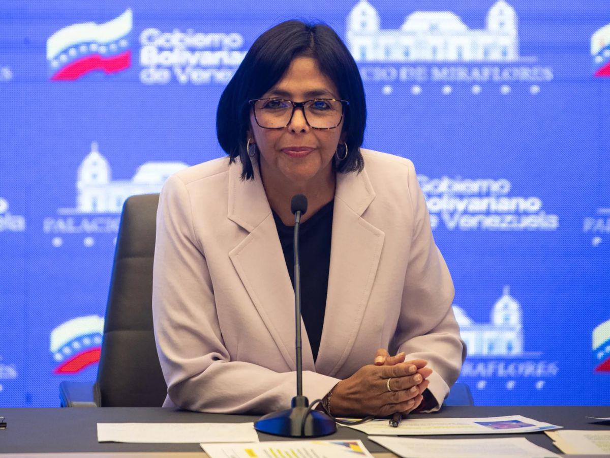 Quién es Delcy Rodríguez, la mujer al mando de Venezuela tras captura de Maduro