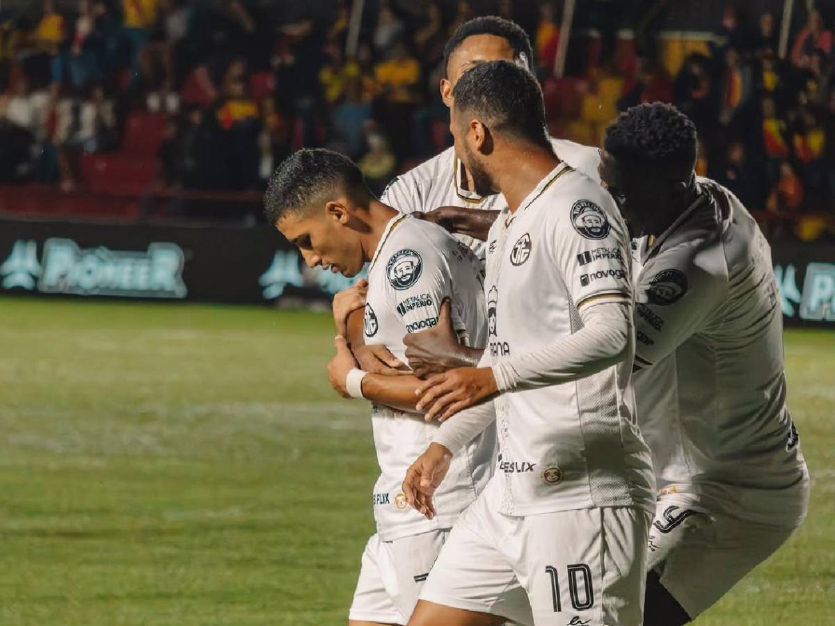 Pinto hace confesión y revela lo que hizo: Me dijeron que estaba loco