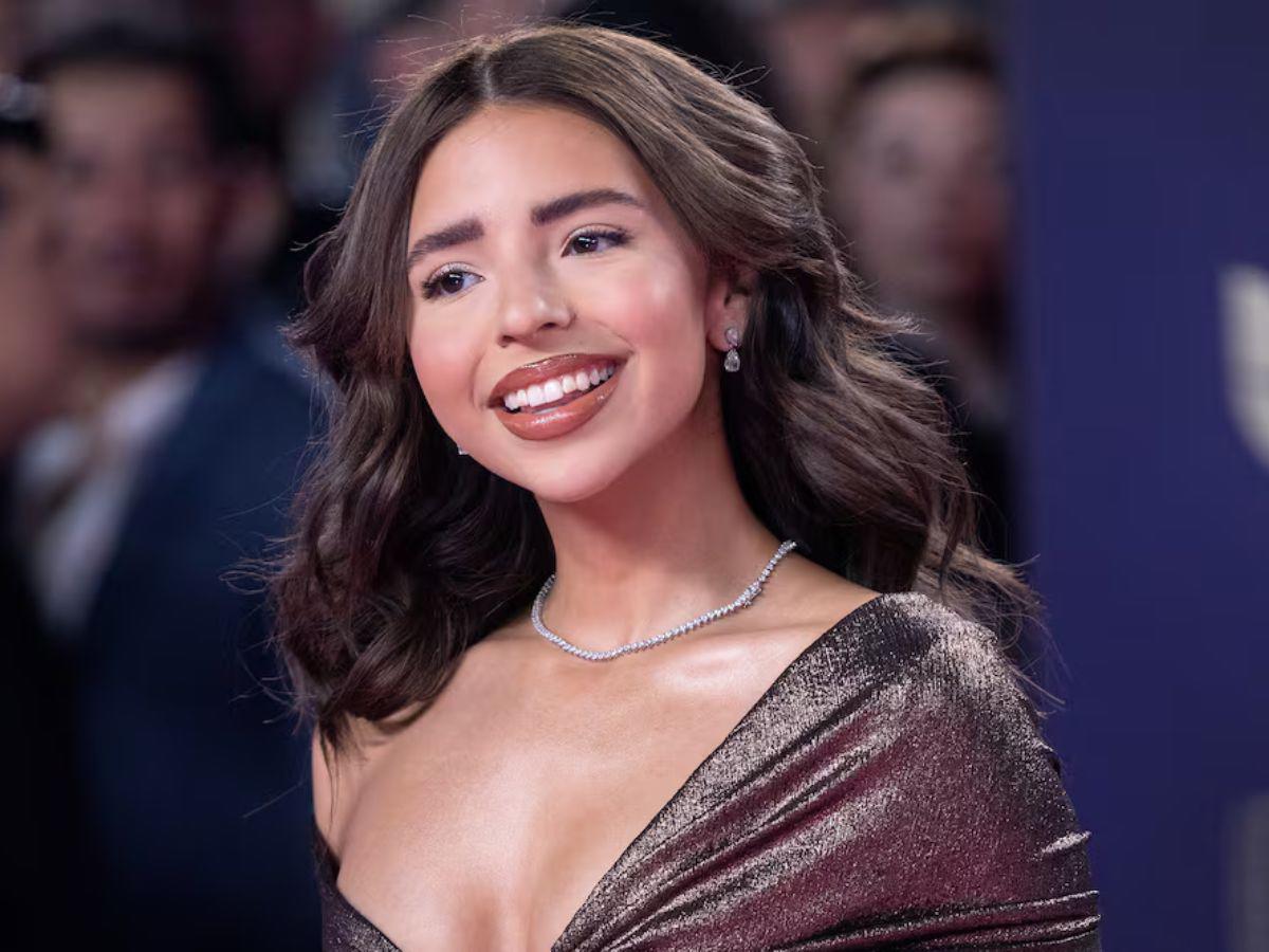 Ángela Aguilar revela por primera vez si usa esponjas