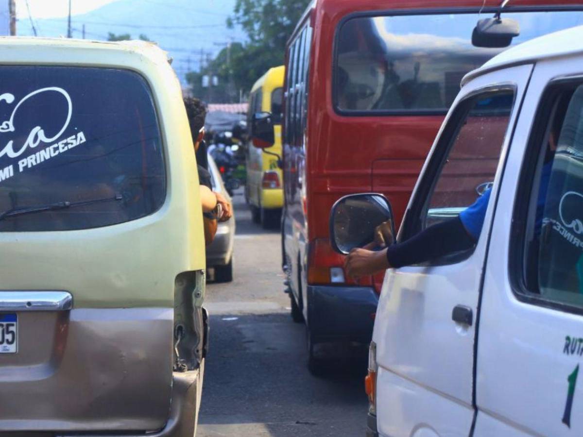 ¿Cuáles son las infracciones de tránsito que más cometen los conductores de buses rapiditos?