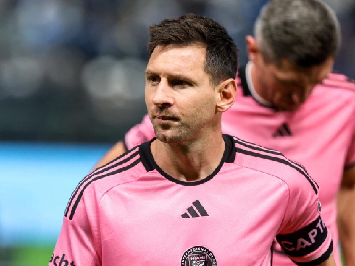 “Le daría el puesto de entrenador del Barcelona a Lionel Messi”