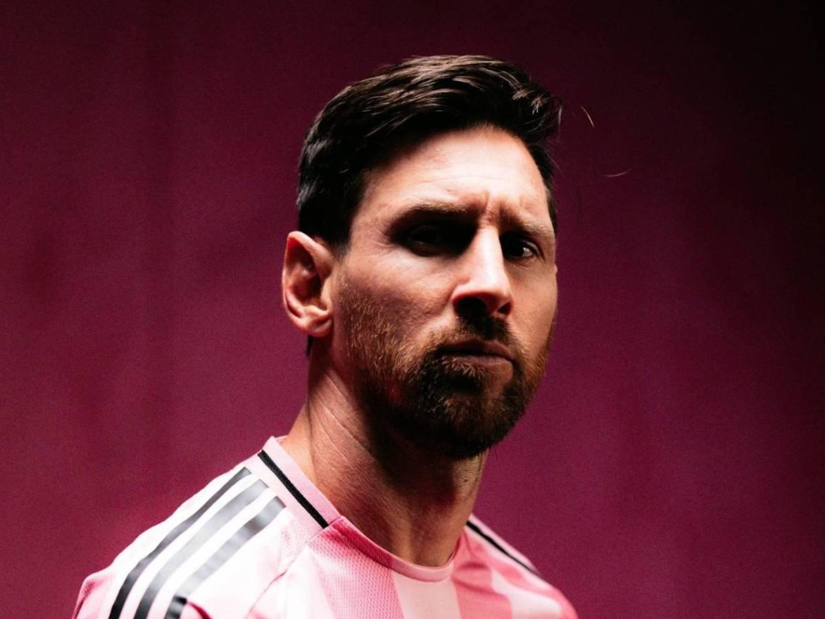 Messi recibe la mejor oferta de todos los tiempos: Jugaría en el lugar menos pensado