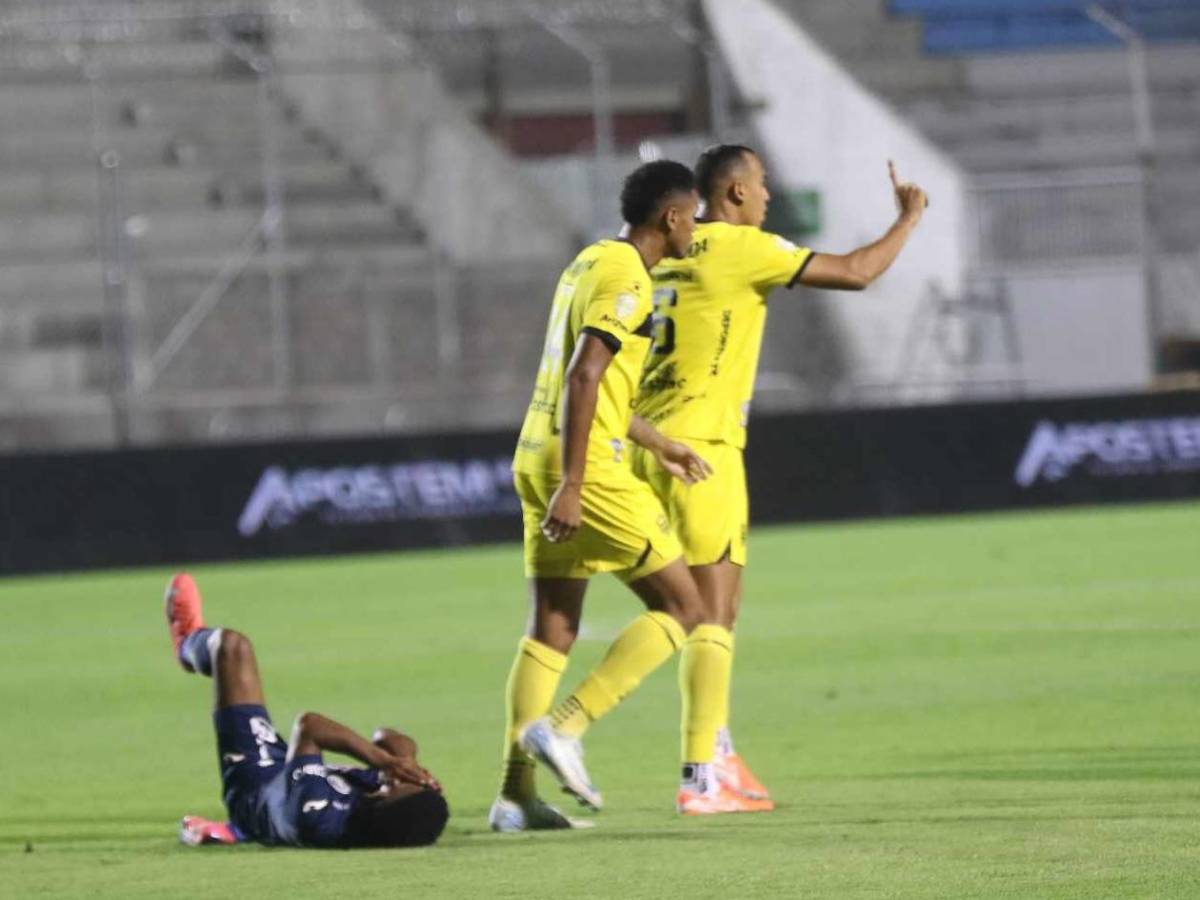Felicidad de Real España, enfado en Motagua, pelea de jugadores y bellas chicas
