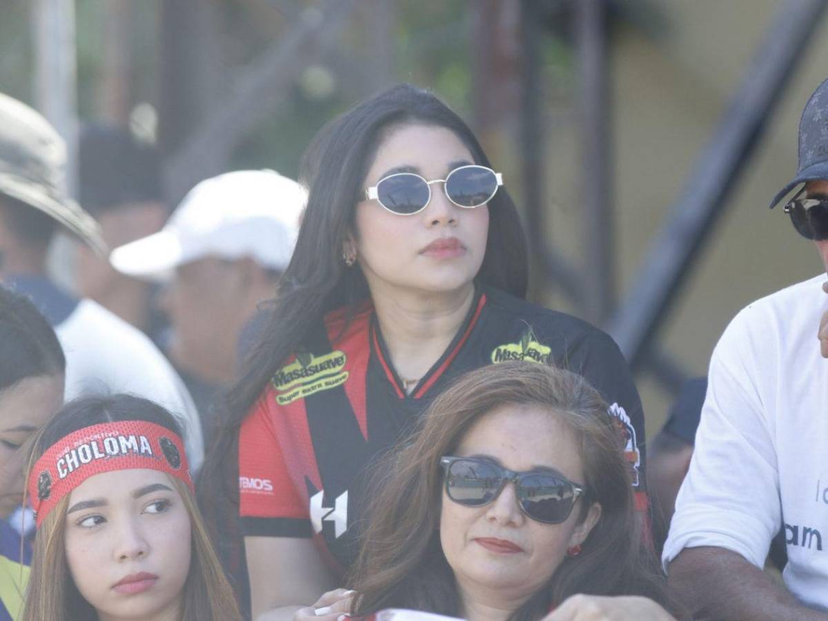 Chicas roban suspiros en la final y ambientazo para el Choloma-Independiente