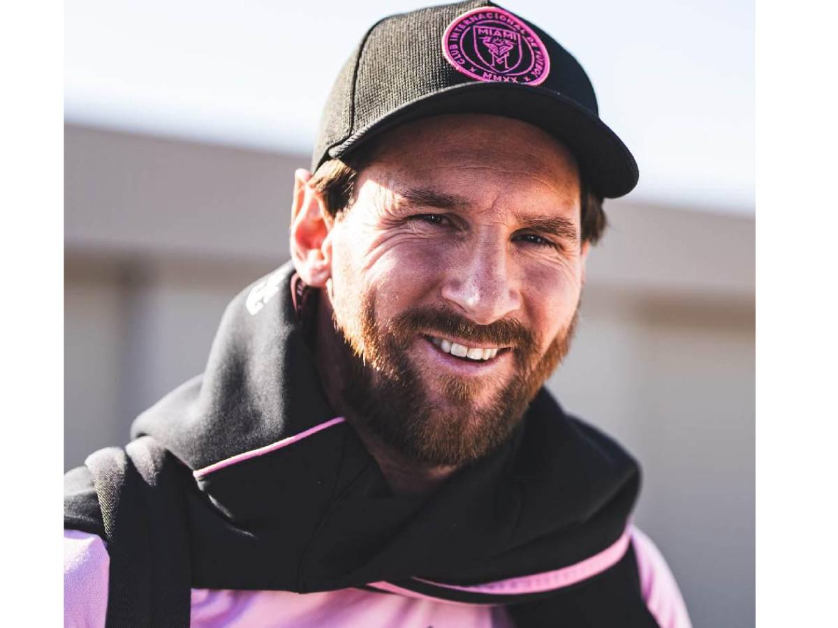 Messi en Jamaica: fue sorprendido en su llegada; así fue su reacción