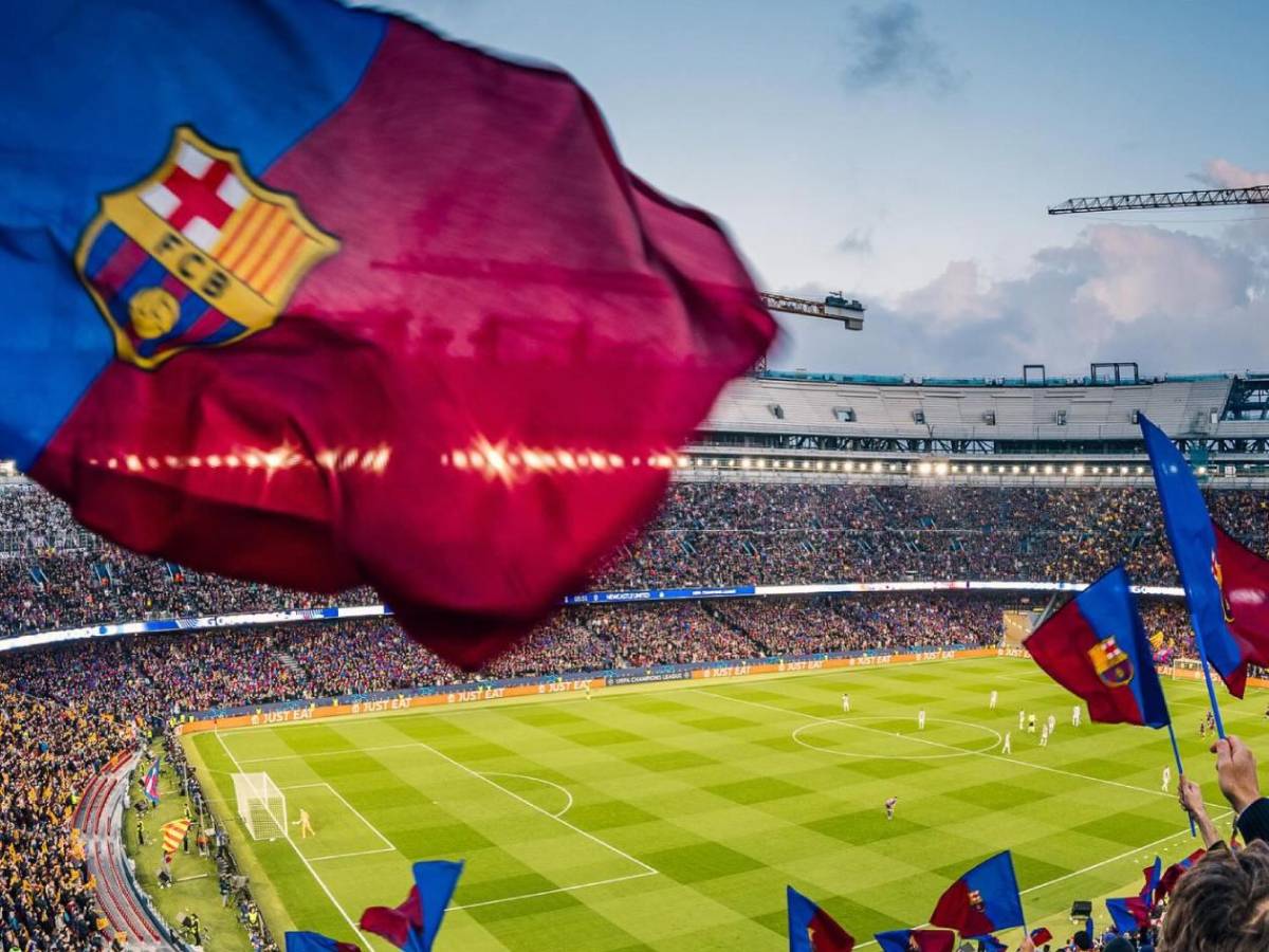 Barcelona convence a un crack para ficharlo, pero ídolo del Real Madrid intenta impedirlo