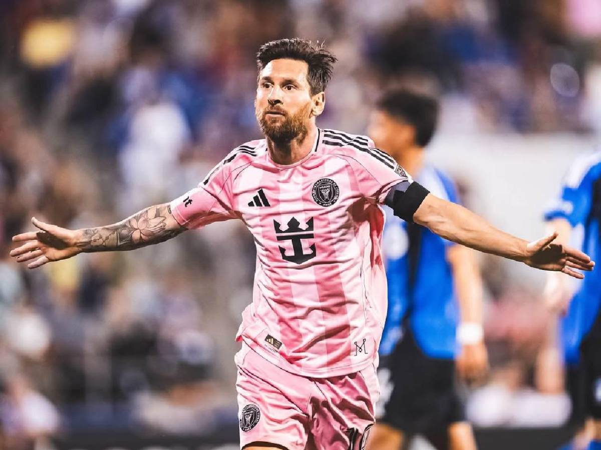 Messi recibe inesperada oferta para jugar contra Cristiano: ha iniciado conversaciones