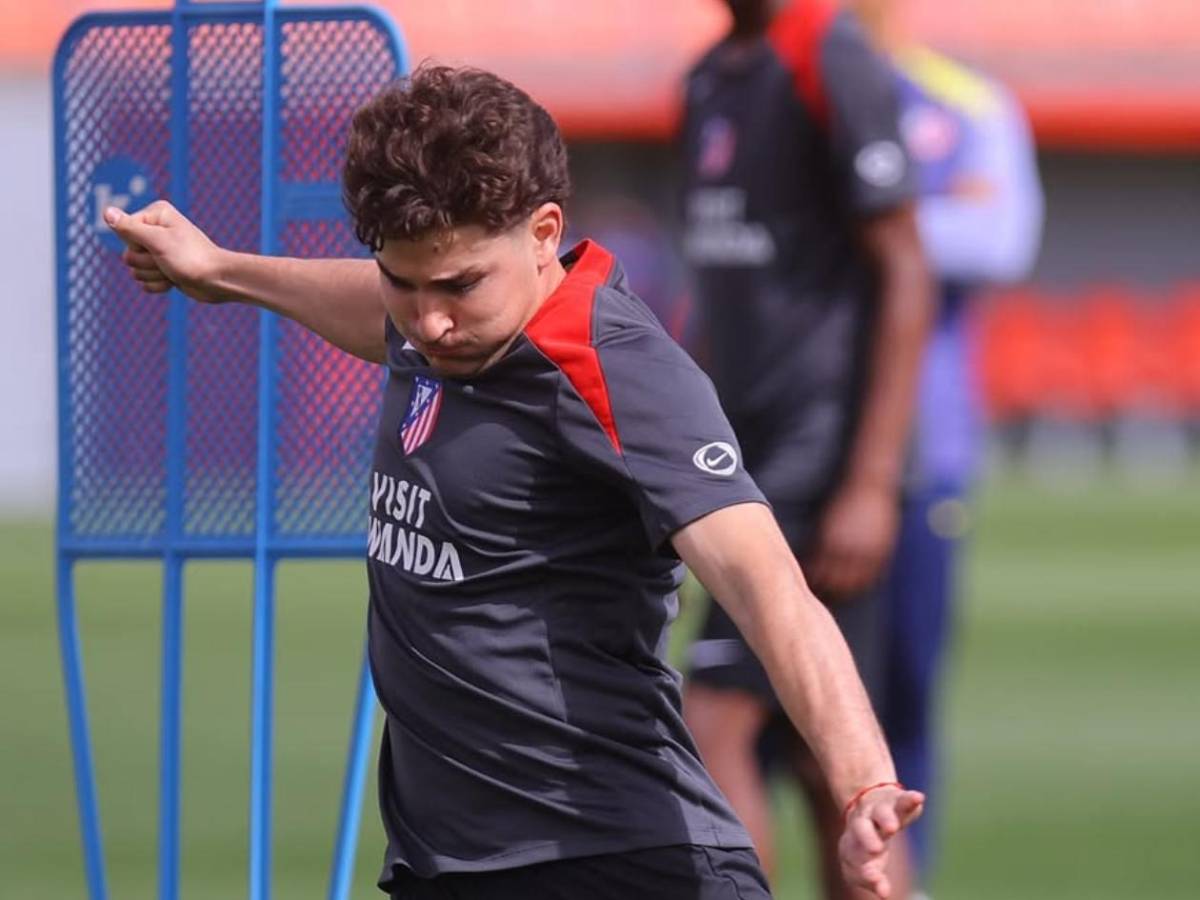 Atlético de Madrid le pone condición a Julián Álvarez tras reunión: Barcelona ya lo sabe