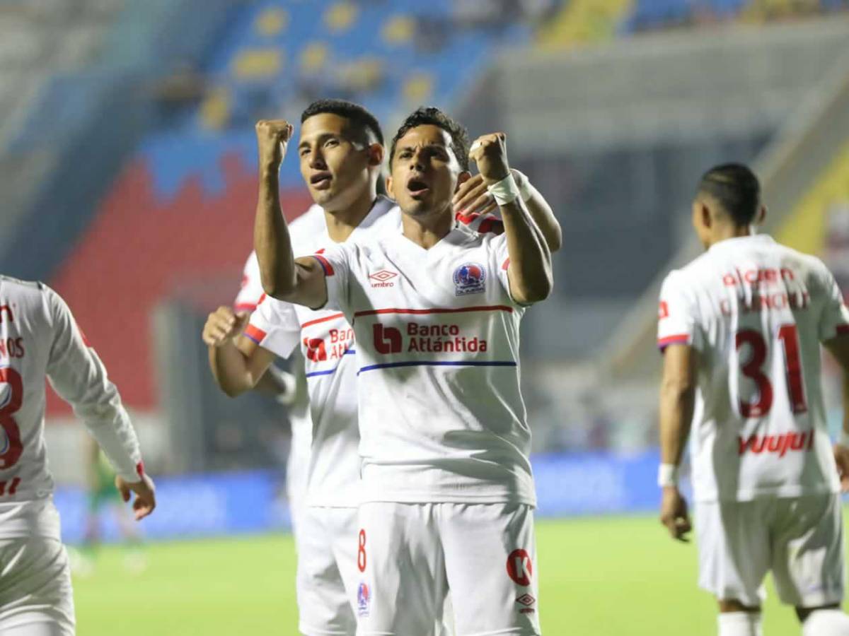 Bellas chicas del Olimpia-Marathón, festejo de Edwin Rodríguez y enfado de Lavallén