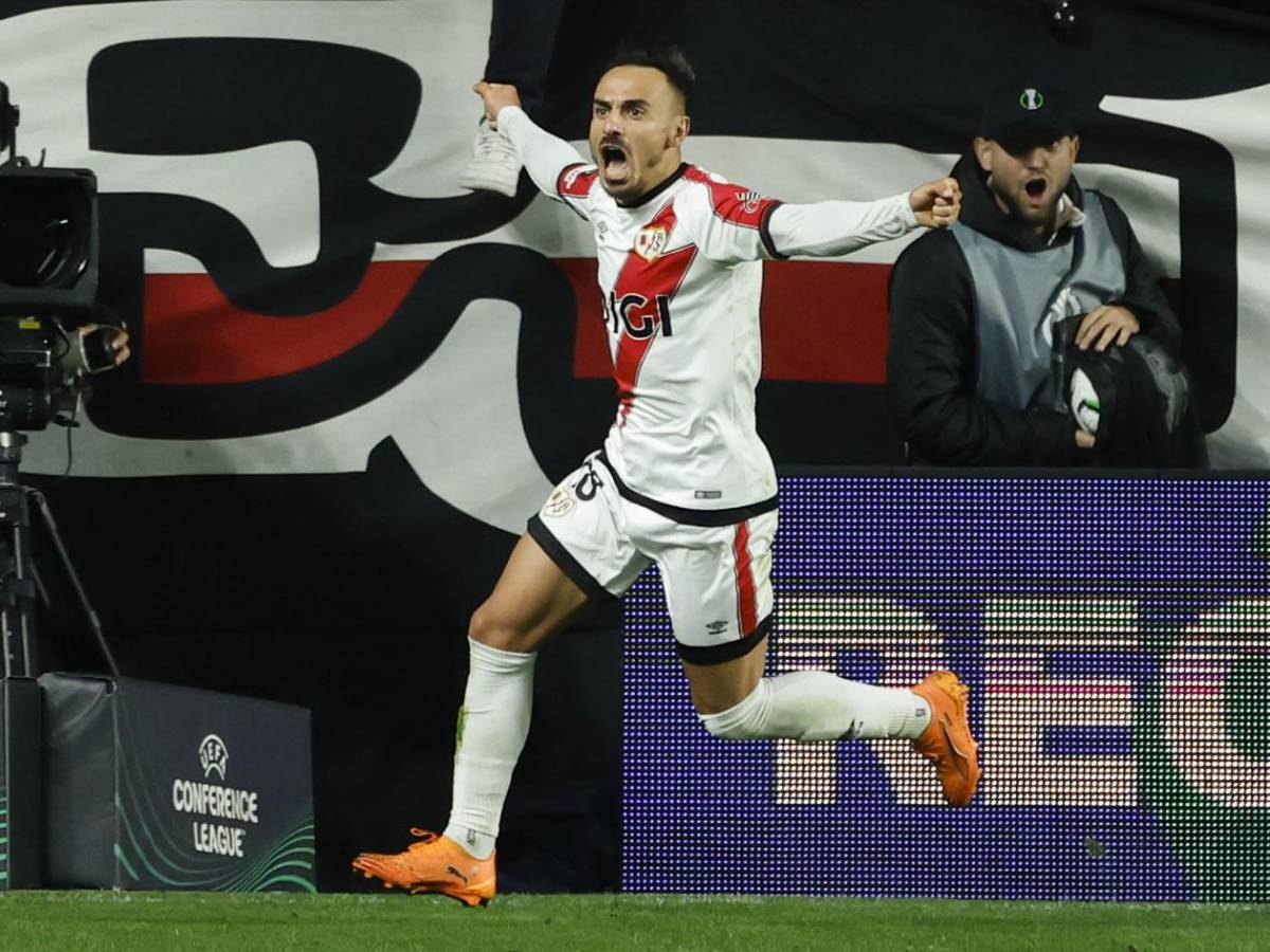 Luis Palma brilla vs Rayo, golazo, dedicatoria y la chica que lo acompañó en España