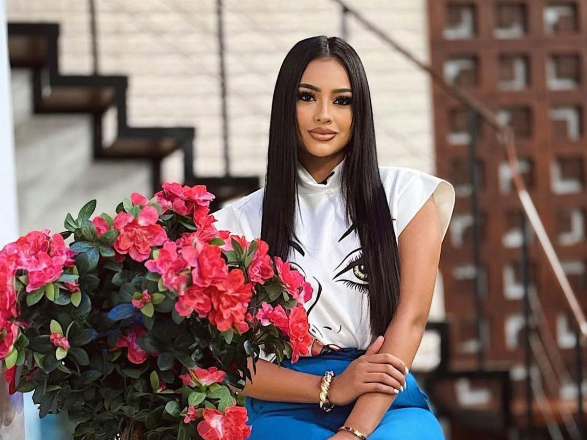 Kennia Mondragón se opera y agradece a Dios por la tuneada