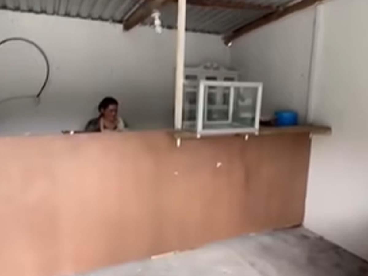 Hondureña atacada por barba amarilla se ganaba la vida vendiendo pollo chuco en Choloma