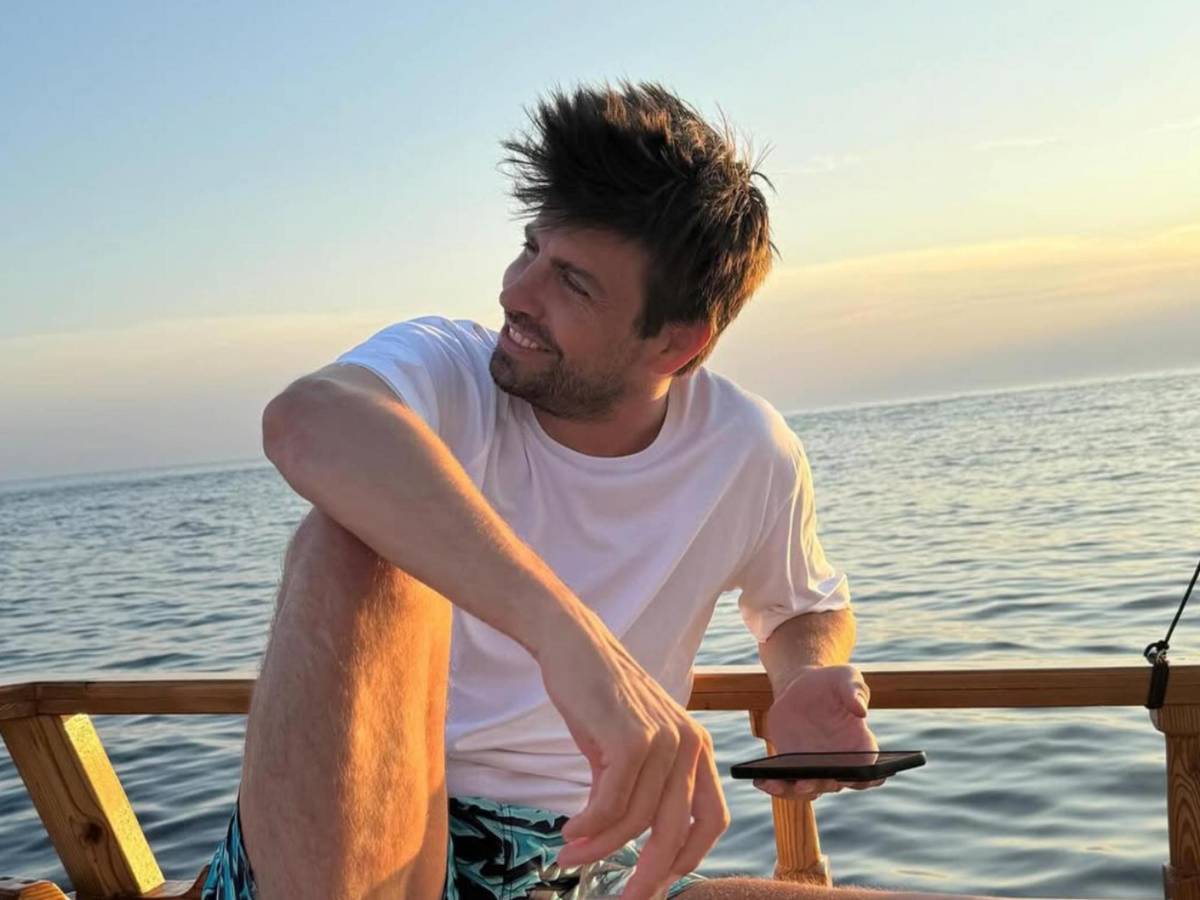 Piqué causa revuelo: Por esta razón publicó fotos con Clara dos años después