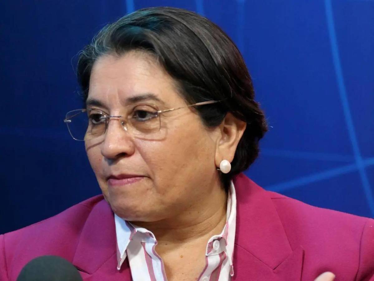 Suyapa Figueroa destapa que exdiputado de Libre apareció con plaza médica en el Hospital San Felipe