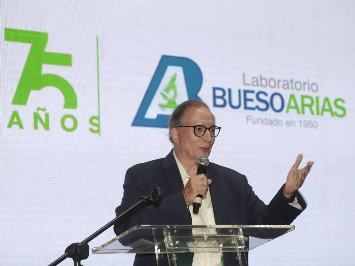 “Bodas de Brillante”: Laboratorio Bueso Arias celebra 75 años de historia