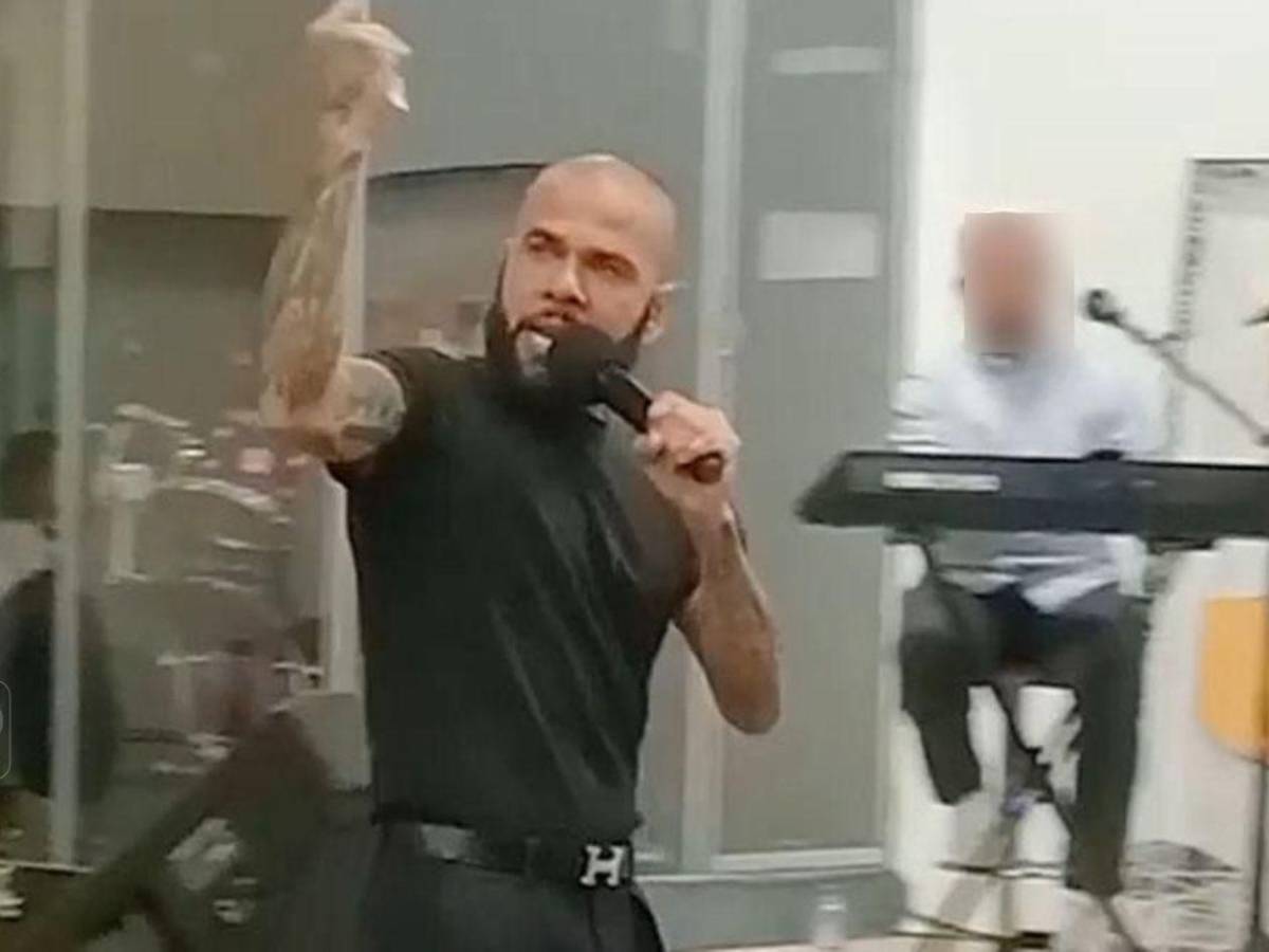 De futbolista a predicar en España: la nueva vida de Dani Alves