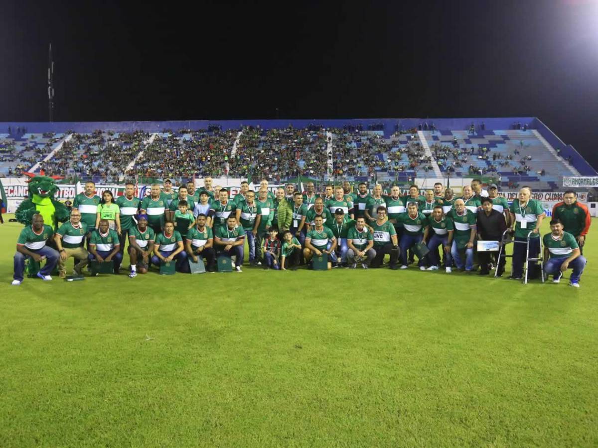 Marathón homenajea a leyendas en su centenario, fiesta y gesto de Pachuca